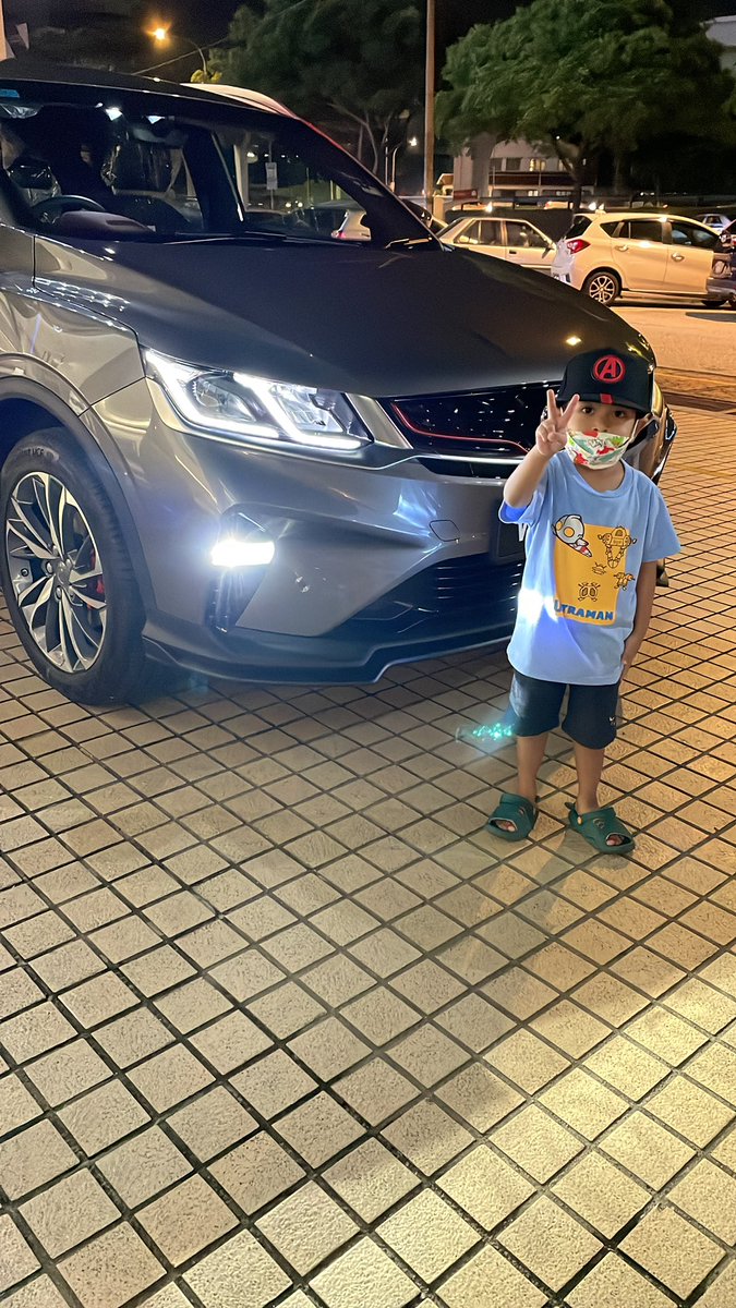 LinaSobri tweet media