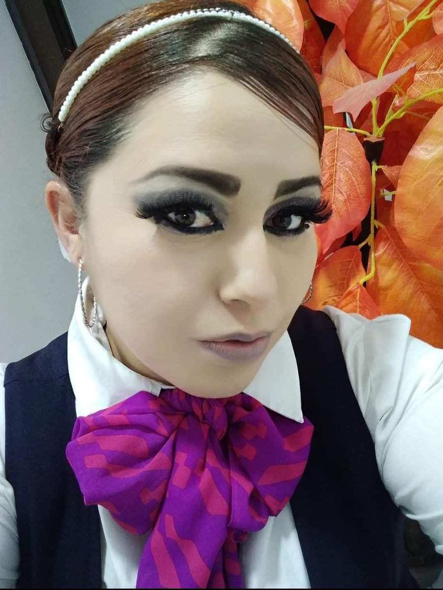Gangstarfsh's tweet photo. Aporte anónimo:
Es una chica de Guadalajara se llama Paulina y trabaja por la central nueva es bien cachonda y le gusta cojer con los camioneros y sus vecinos https://t.co/P6VuCwiRUy