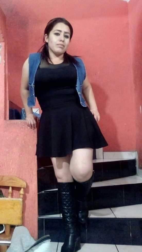 Gangstarfsh's tweet photo. Aporte anónimo:
Es una chica de Guadalajara se llama Paulina y trabaja por la central nueva es bien cachonda y le gusta cojer con los camioneros y sus vecinos https://t.co/P6VuCwiRUy