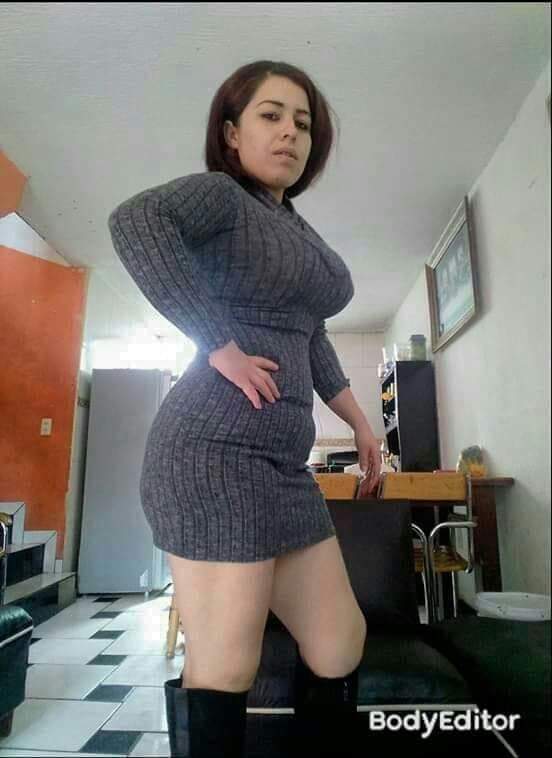 Gangstarfsh's tweet photo. Aporte anónimo:
Es una chica de Guadalajara se llama Paulina y trabaja por la central nueva es bien cachonda y le gusta cojer con los camioneros y sus vecinos https://t.co/P6VuCwiRUy