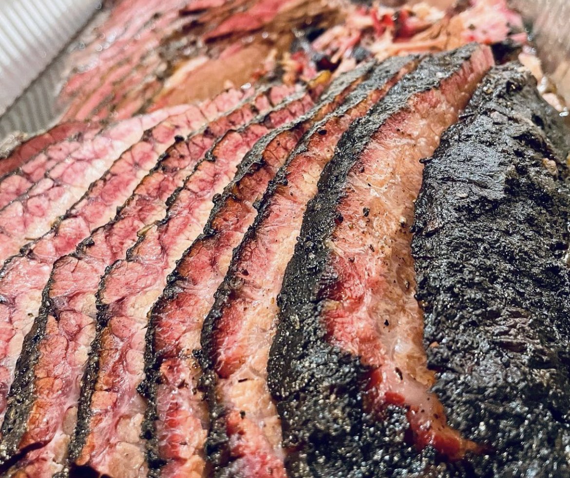 squatchmoe's tweet photo. @LincolnRiley You don’t want none of this smoke with your dried out tiresteak. Take it out west. They won’t know the difference. #squatchmoes #mybrisketsbetter https://t.co/GuC1dF0aaf