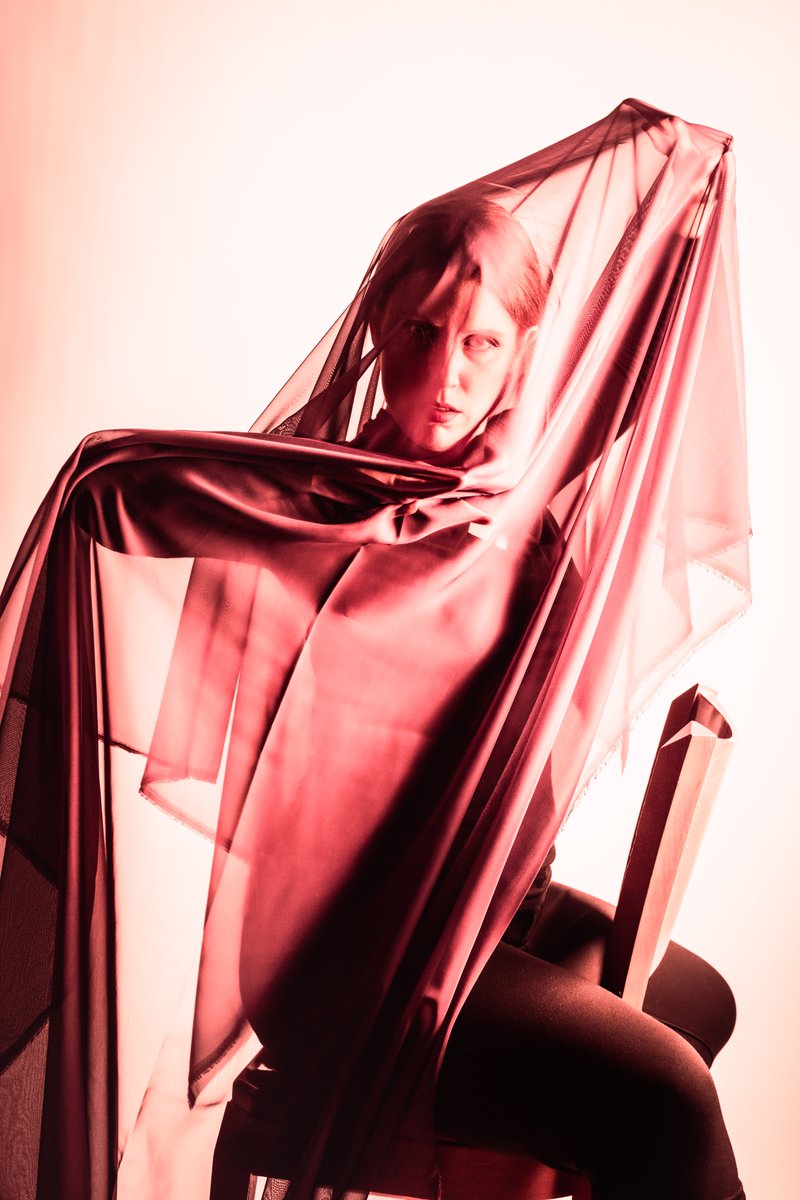 Season's End

#portraitphotography #portrait #photography #photooftheday #modeling #Monochrome