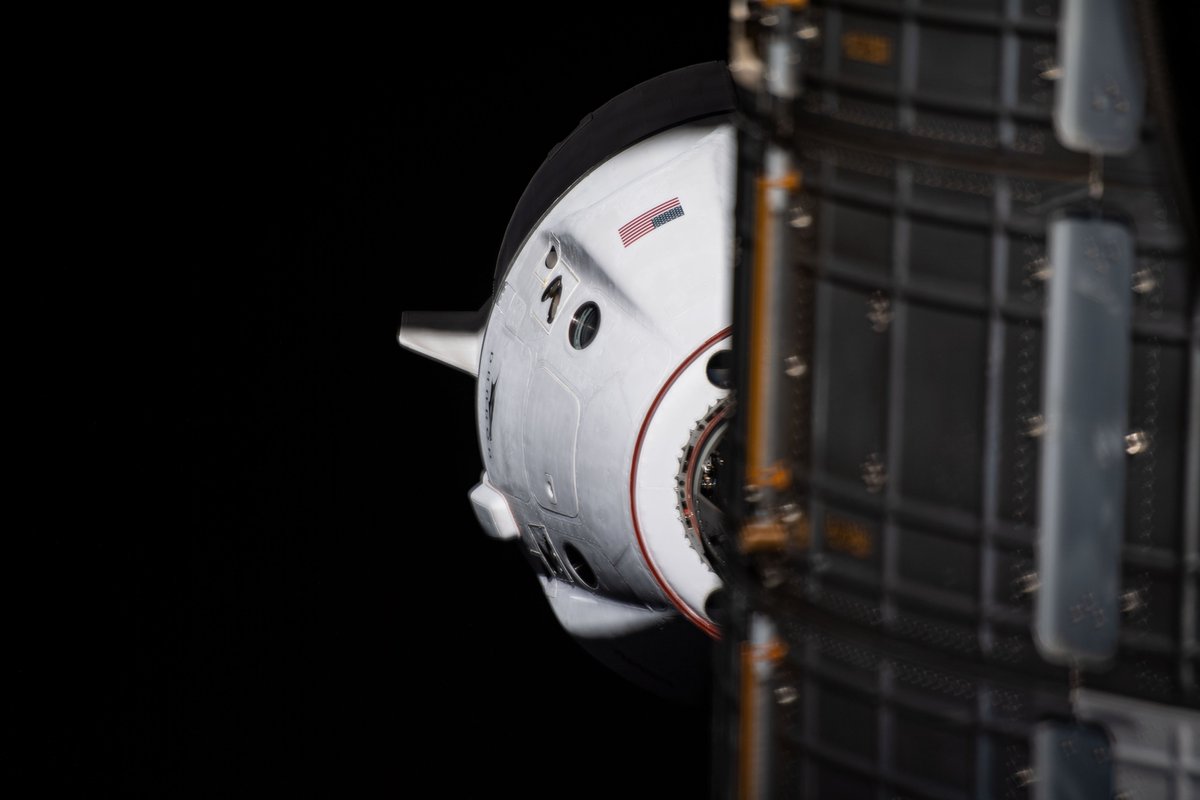 Astro_Stephanie's tweet image. Tune in to @NASA TV for the Exp66 EVA on Nov. 30 starting at 5:30am ET. Excited to see their spacewalk and robotic arm flying to replace a communications antenna, to have seen Crew-3 launch and arrive to ISS, and to have been their backup in training!