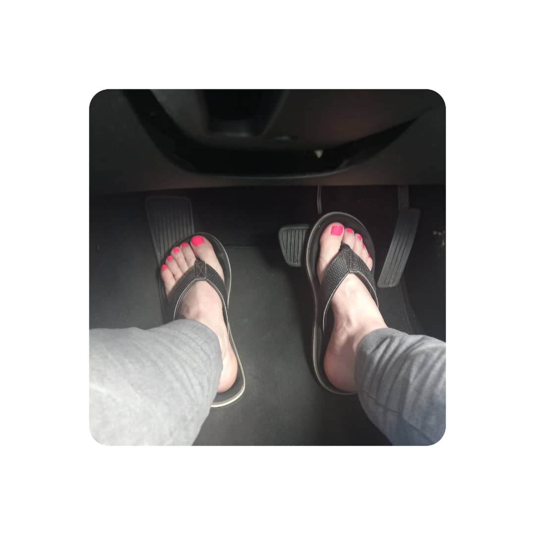 FrogAvalanche's tweet photo. Happy #ToeDay! Every year I get a pedicure and polish as my way of saying no to toxic masculinity. This year I am Pretty in Pink. Btw, folks, pedicures are awesome 🦶💅🦶💅 https://t.co/1d6ftjCLgS