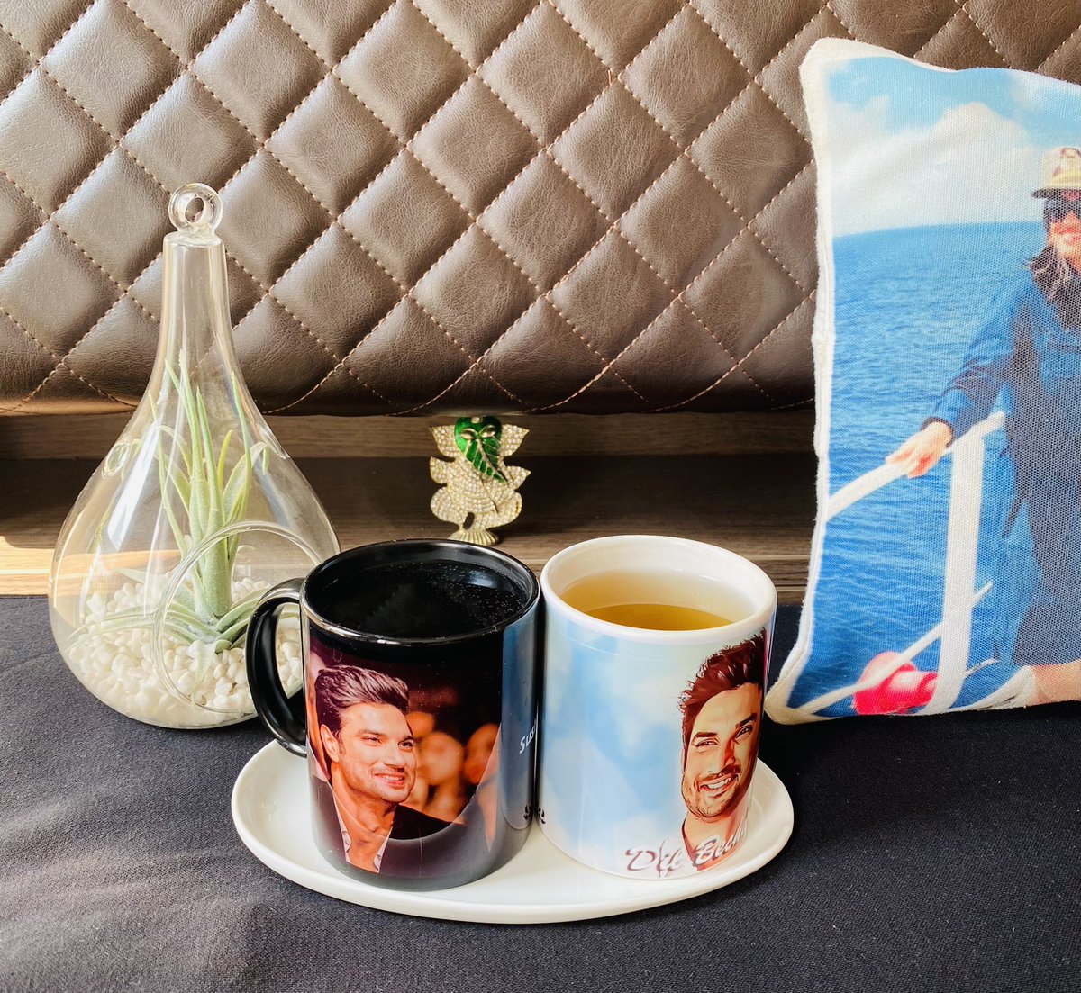 PIYALIBH's tweet photo. Good Sushant Morning Family,

Lets have Green tea &amp; start fresh..

Don’t be afraid to shine, the world needs your light.. 

Morning Tagline-
Nyay Sushant Ka Adhikaar Hai

Keep roaring 🔥 https://t.co/YQg9gc0Qt6