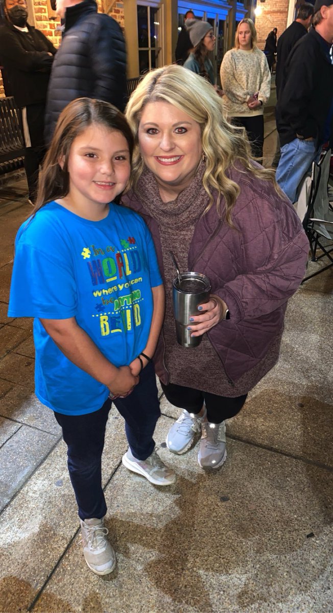 Ms. Paes tweet media