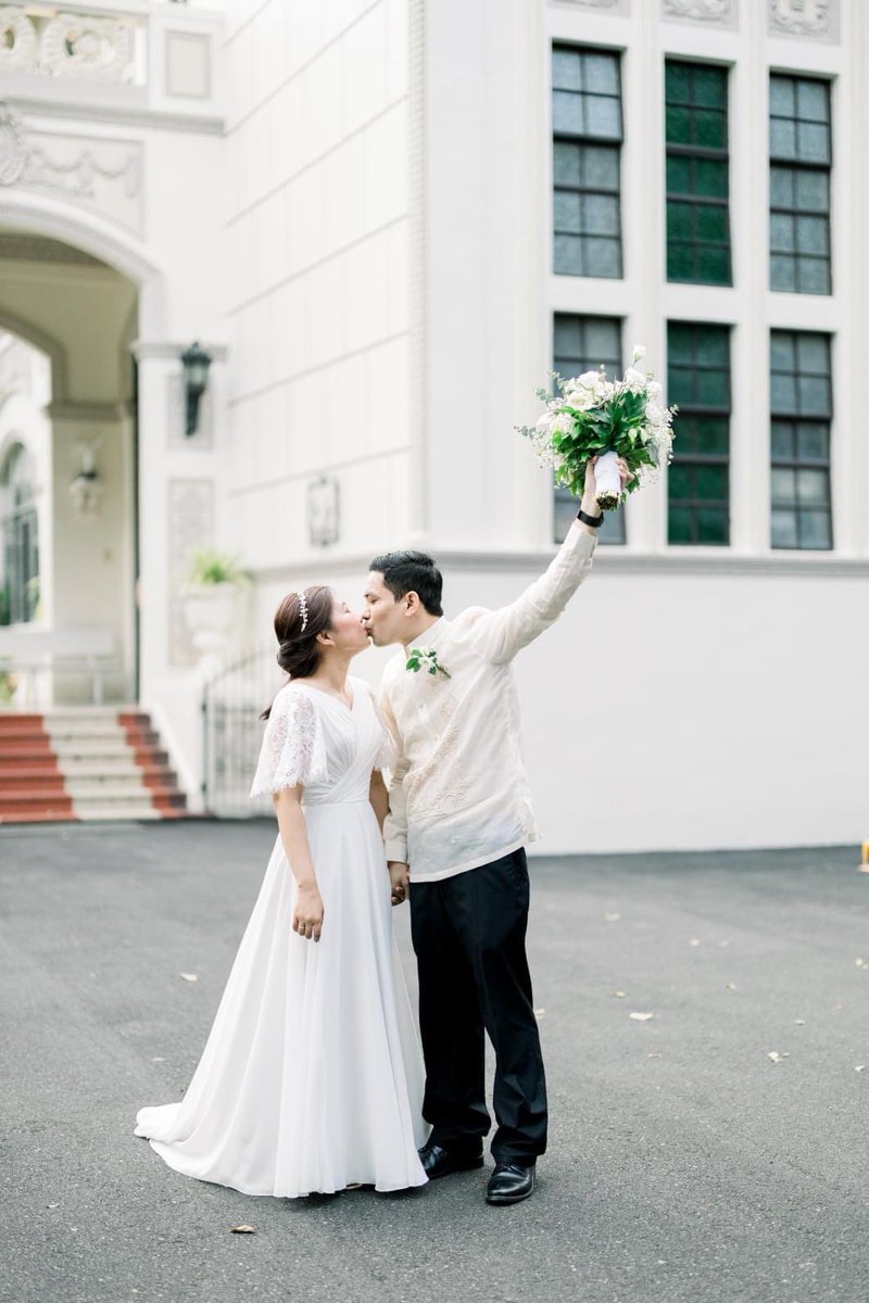 iacocaatelier's tweet photo. Hasmin in a modest and elegant custom frock for her intimate wedding
📸 @paopaosanchezphoto
.
.
.
.
.
#weddingdress #wedding #cebuweddings #cebuweddingsuppliers #cebubased #cebufashiondesigner #bridalgown #iacocabride #weddingphotography #bridal #cebuintimatewedding https://t.co/maMHpACTDT
