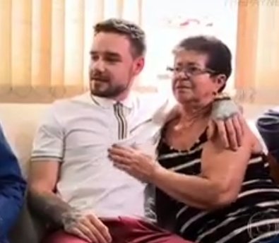 stronguy's tweet image. #AgingGoals: #Nasty and #Polishing . . . #LiamPayne . . . 
☝️👀🥃 . . . #NãoJulgo