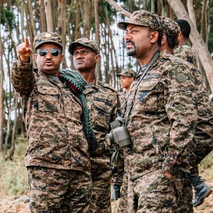 tulindekenya's tweet photo. Our hero @AbiyAhmedAli is in the frontline. A leader who leads by example. 
Please Retweet with the best photo of this true son of Afrika and say #Nomore✊ https://t.co/QR76D64R95