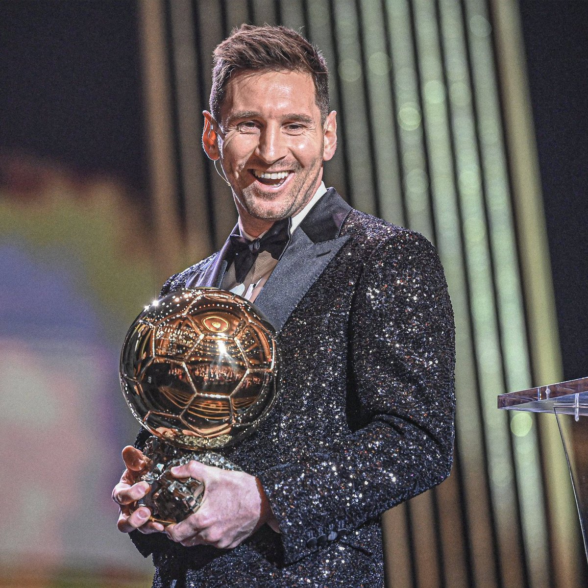 lamichhane__'s tweet photo. 7 times! #BallonDor #BallonDor2021 Invincible #GOAT! Leo Messi🥇 https://t.co/RQbF8qYwCE
