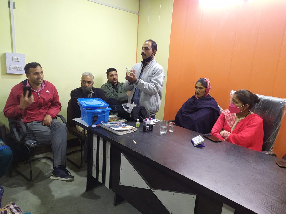 jaljeevan_'s tweet photo. Village-level training for women, are being organized in Chamba district, #HimachalPradesh on water quality testing using #FieldTestKits (FTKs), undertaking sanitary inspection, and uploading data regularly on #JJM WQMIS.
#JalJeevanMission : #ChangingLives
@PMOIndia @gssjodhpur https://t.co/JQDkaXPt8r