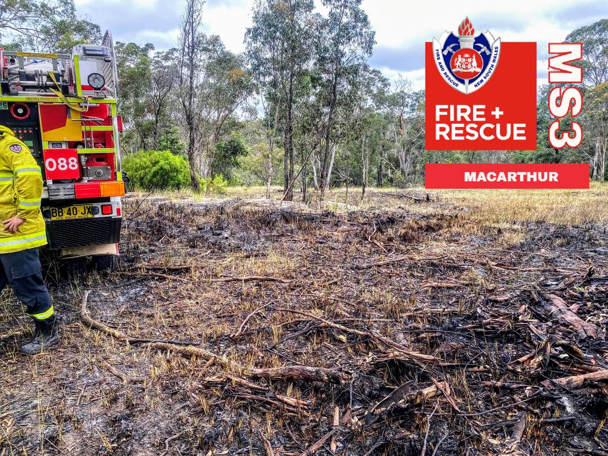 FRNSW_MS3's tweet photo. BUSH FIRE I #Airds
Fire and Rescue crews from Campbelltown have contained a bushfire burning on Dalkeith Pl Airds.
https://t.co/ELZafdNrsL https://t.co/18QCwsYJtl