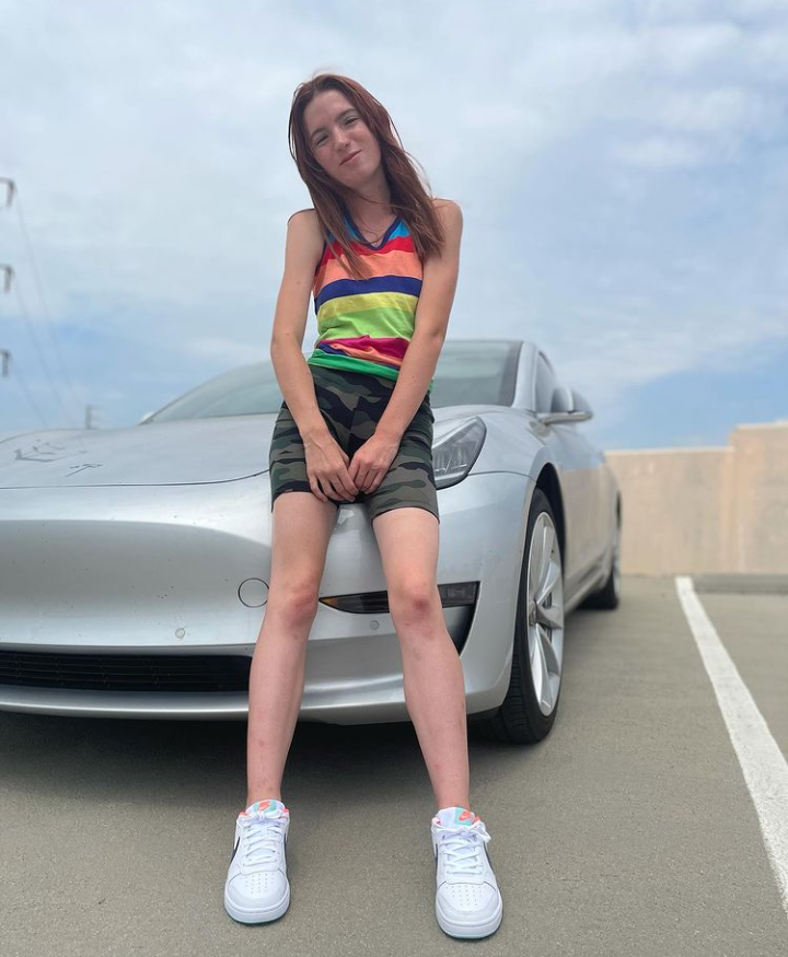 queenkim1999's tweet photo. i could really be a model what you think comment below  :) @IMGmodels @NextModels @SHEIN_official #fashionstyle #fashion #fashionnova #model #Tesla @Tesla #fashionweek #foryoupage #LikeForLikes #followforfollow #TwitterCEO https://t.co/mN3A4SQLV7