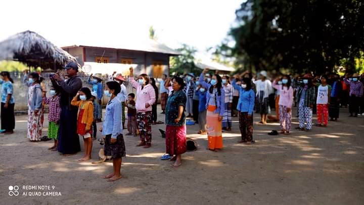 The pro-democracy demonstrators in villages of northern Salingyi &amp; eastern Yinmarbin townships continued their revolutionary march against the dictator on November 30.

FREEDOM FROM FEAR
#Nov30Coup
#WhatsHappeningInMyanmar