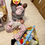 [三つ子の子育ての現実]手、足使わないと間に合わない!