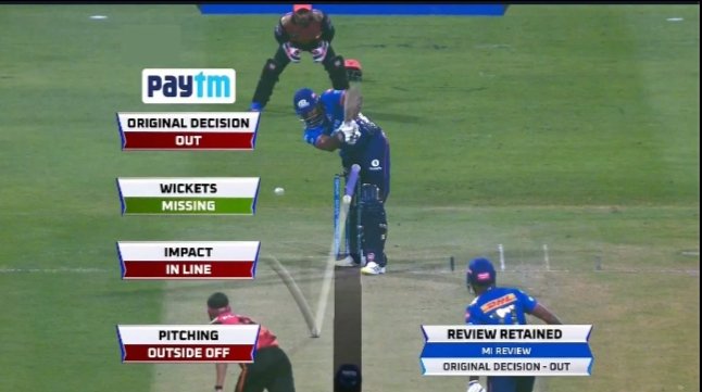 Prajwal_SC_'s tweet photo. Mumbai Indians @mipaltan is all set to retain their 4 Player
    1. Rohit Sharma 
   2. Bumrah
   3. On feild Umpire
   4. Third Umpire

#IPLretention #GOAT #CSK #IPL2022Retention #WhistlePodu #OneFamily  #IPLAuction https://t.co/pd0V9JSSoP