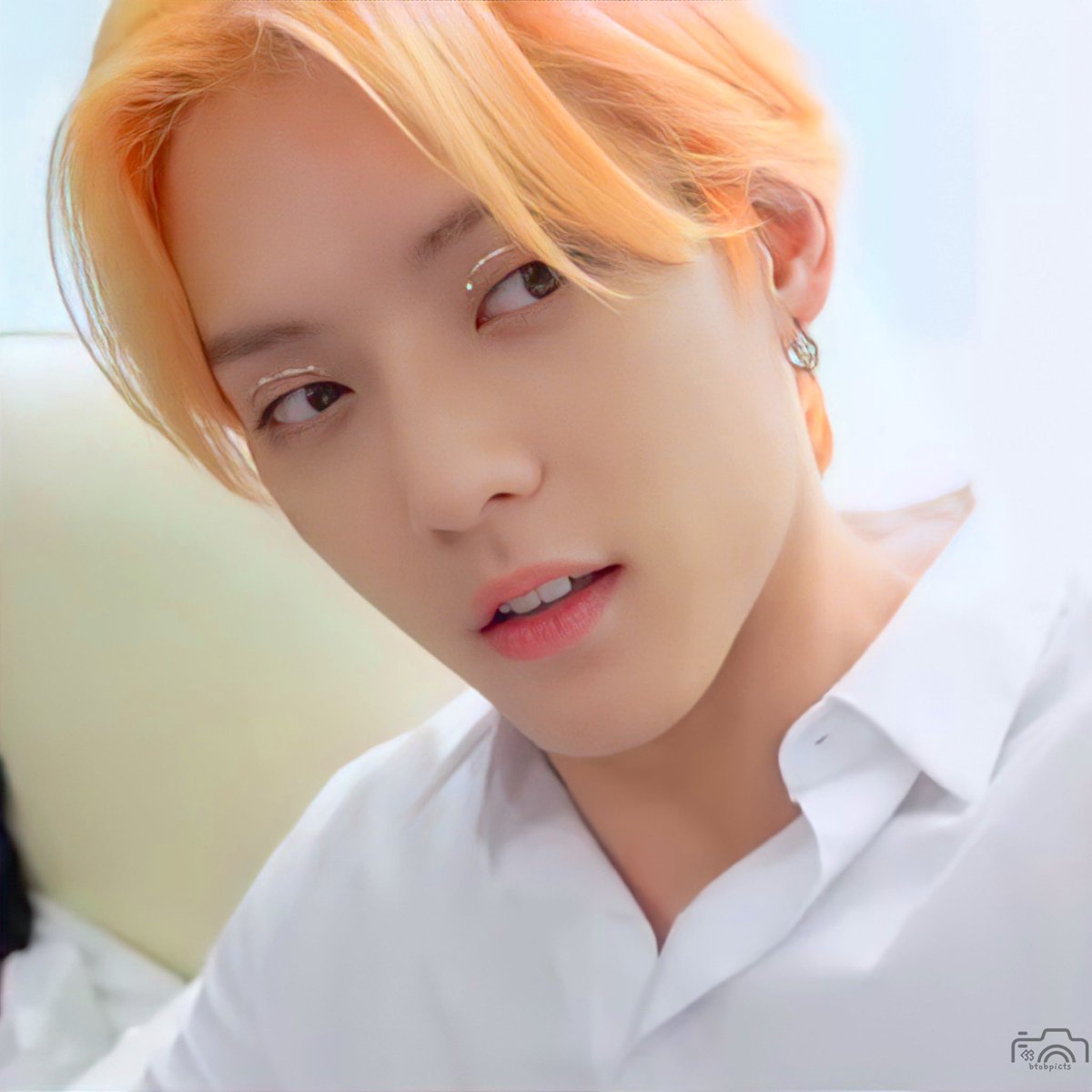 btobpicts's tweet photo. Lee Minhyuk 🐿

#LEE_MINHYUK #이민혁 
#BTOB #비투비 @OFFICIALBTOB https://t.co/Xzx4lWAENy