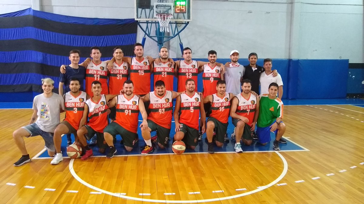 lineadetresweb's tweet photo. 🏆 #ReservaB

🔝 Ben-Hur (@BHBasquet) venció a Edison (@BasquetEdison) en primera instancia y se coronó campeón de la Reserva B, con su respectivo ascenso.

���� Además, Newell's (@CANOBbasquet) perdió por 7 frente a #Universitario, pero se llevó el segundo ascenso. https://t.co/mFYY4Jhl0z