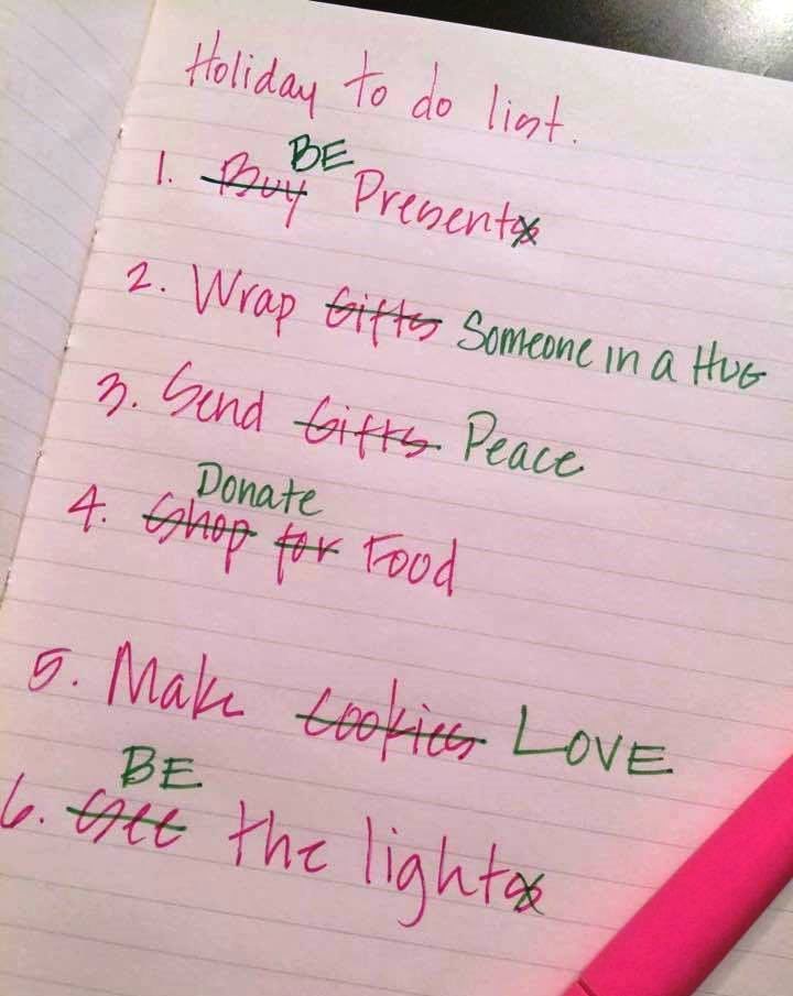 BrentLindeque's tweet image. And if you cannot hug someone due to COVID, wrap them in love, kindness and good things! Remind them that they matter. Give them a reason to hold on. It's been a tough 2 years. We could all use a little more kindness right now. ❤️