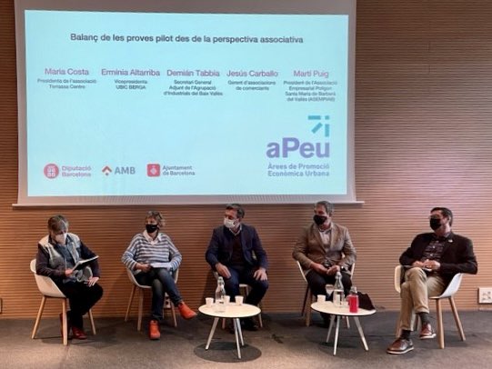 La Asociación Empresarial Polígono Santa Maria, ASEMPIAB, ha sido elegida para una prueba piloto de las APEU, ÁreasPromoción Económica.  Nuestro presidente Martí Puig asistió a la Jornada de seguimiento y balance del primer año  junto otras asociaciones.
<a href="/PremsaAMB/">Premsa AMB</a>
<a href="/NodusBarbera/">Nodus Barberà</a>