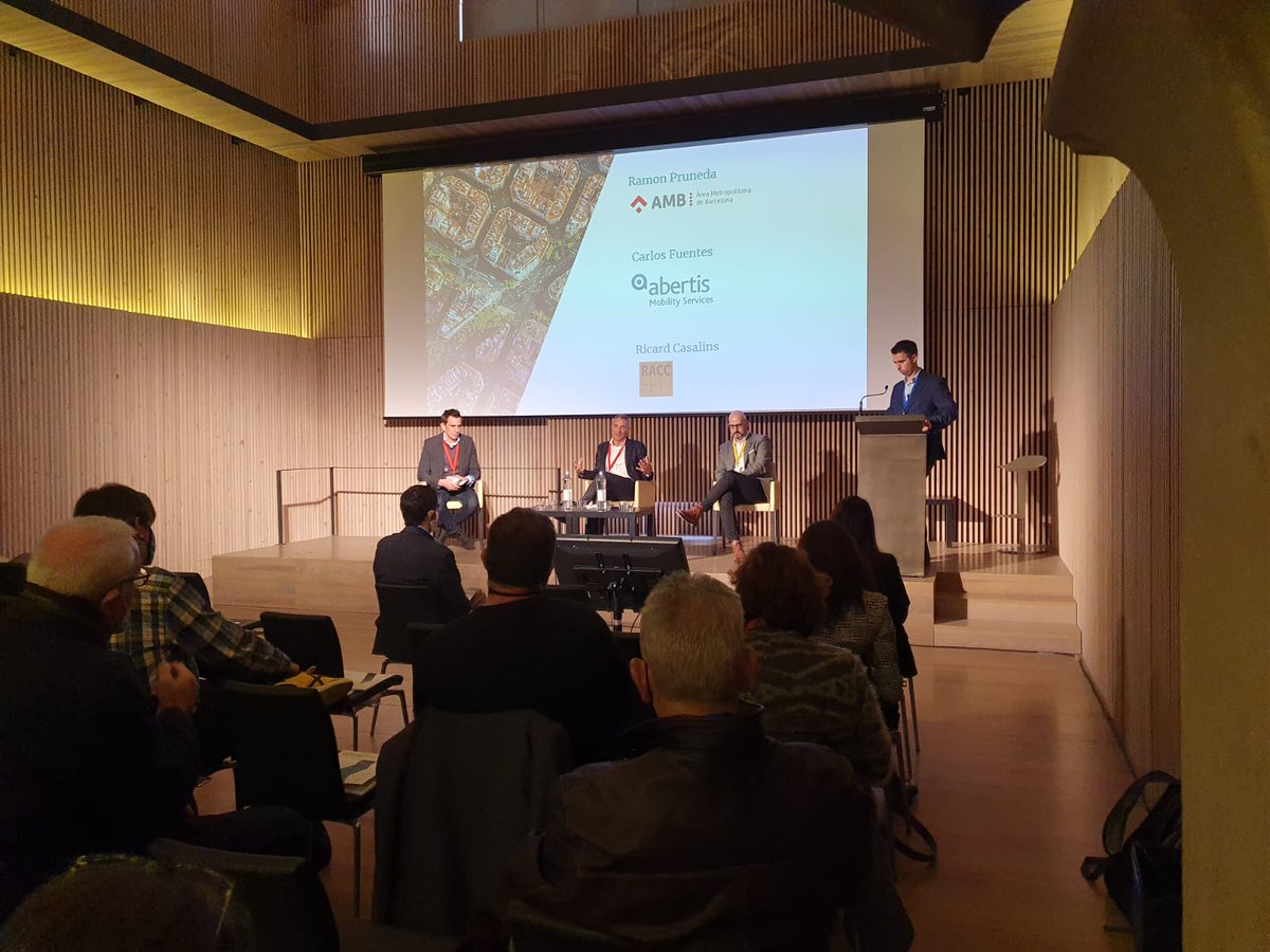 GoFactual's tweet photo. Estudi sobre "La #MaaS a Catalunya". Torn de la primera taula rodona amb: Ramon Pruneda @Mobilitat_AMB, Carlos Fuentes @Abertis i Ricard Casalins @ClubRACC https://t.co/0o9ut8rU6R