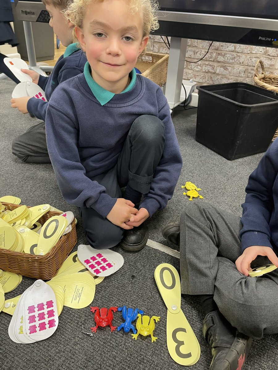BoughtonHeath's tweet photo. A busy morning in Reception all about numbers ! #countcarefully #numeracy https://t.co/Lu0q19GDVw