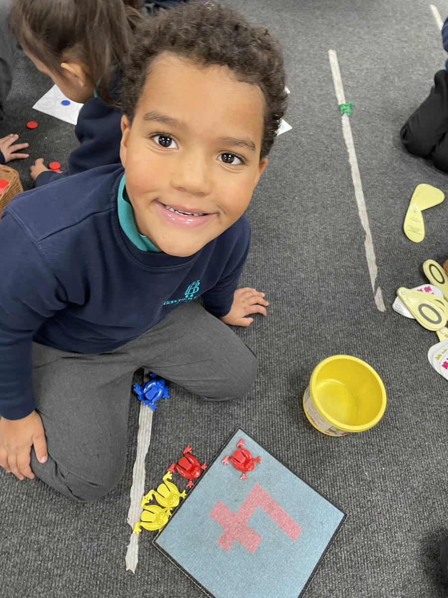 BoughtonHeath's tweet photo. A busy morning in Reception all about numbers ! #countcarefully #numeracy https://t.co/Lu0q19GDVw