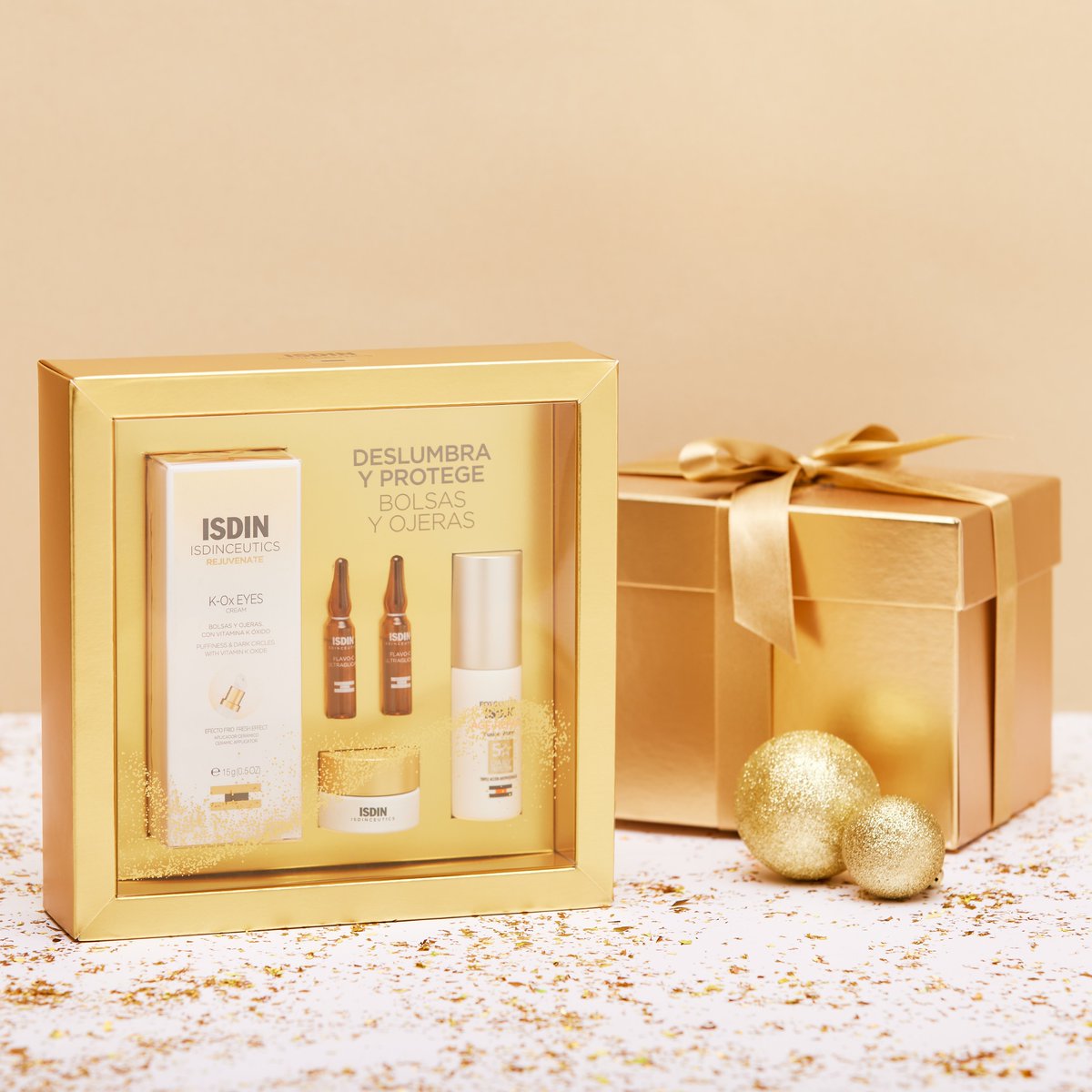 AcunaFarmacia's tweet photo. ¡Prepárate para brillar! ✨ Disfruta de las fiestas por todo lo alto con las últimas novedades @isdin. Descubre Isdinceutics K-Ox Eyes.
Deslumbra y Protege con K-Ox Eyes y Age Repair.
@ISDIN
#Isdinceutics https://t.co/Y9qkQsD6FM