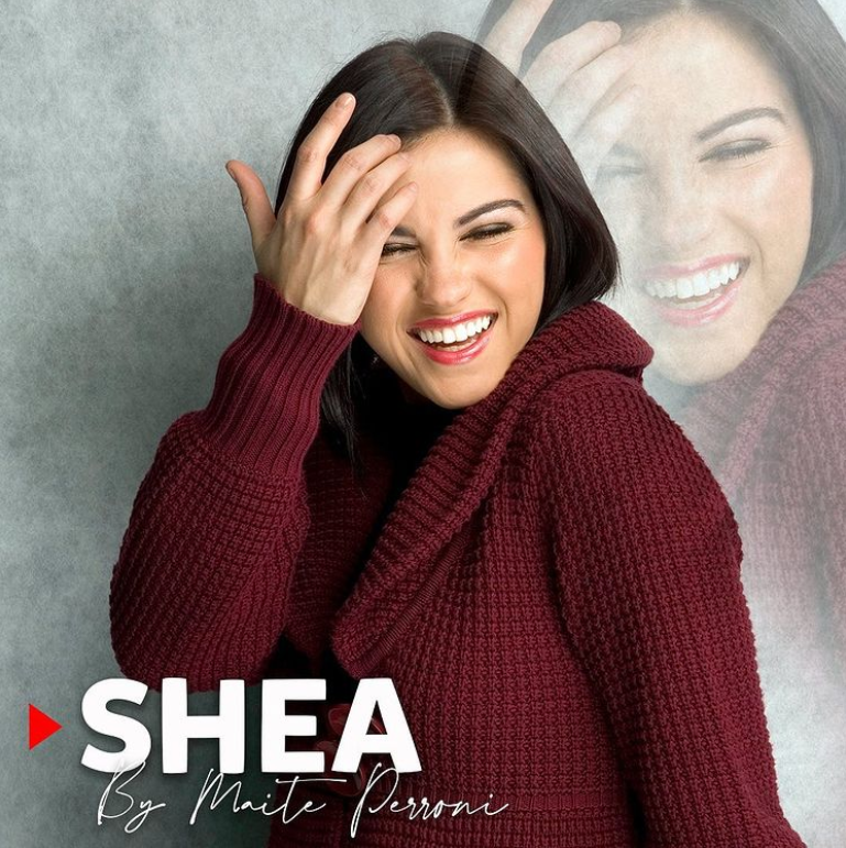 Sheafcspain's tweet photo. Una sonrisa implacable 😍
Nuestra Maiii siempre deslumbra con su dulzura y carisma. @maiteperroni
#Maiteperroni #RBD #ERADELOSOFICIALES #RBDISBACK #music #pop #shea #likesforlike #itstime @ponchohd @DulceMaria @christiancha @RBD_oficial @Anahi @christopheruck https://t.co/T0kdirWxbx