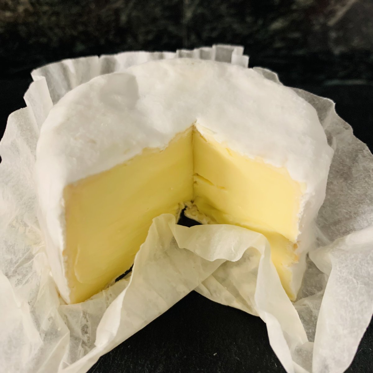 TheCheeseHut1's tweet photo. Our #Cheeseoftheweek is the #Amazing #Bix This #beautiful little #Organic #triplecream white rinded soft #cheese is made with #Pasteurised cows #milk & #organic #DoubleCream pick up this #awardwinning #cheese in store for just £4.75 this week! #shoplocal #buylocal https://t.co/7wMxblD2mz