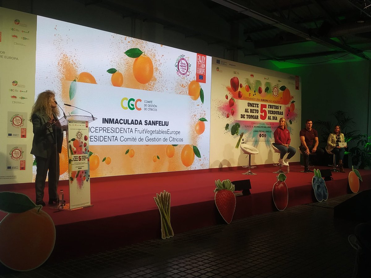 🗣️Inmaculada Sanfeliu (<a href="/ammisafe/">Inmaculada Sanfeliu</a>): "Escoger al deporte como referente de <a href="/CuTEHealthy_EU/">CuTE-HEALTHY: Cultivating a Healthy EU (2021-2023)</a> no es una casualidad. El deporte es trabajo, éxito y esfuerzo, valores que representa la producción hortofrutícola en la UE" #longlifechallenge

➡️Sigue el evento en bit.ly/3resn1M