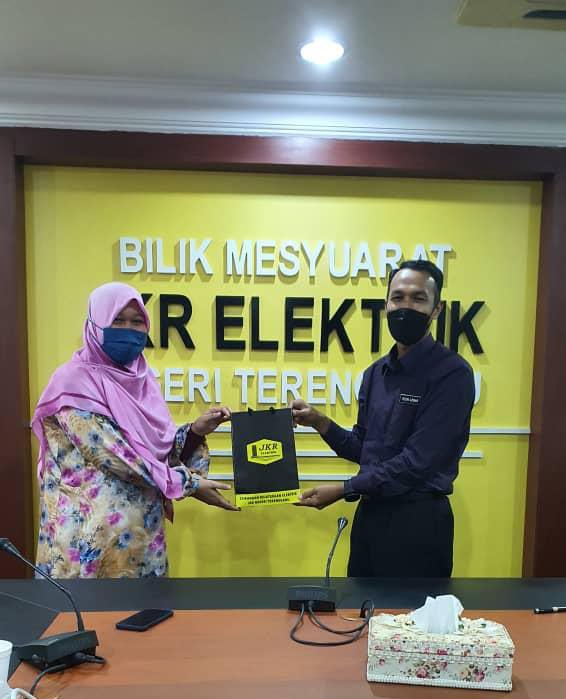 Taklimat dan hands on Sistem Pengurusan Perolehan dan Pemantauan Kerja S3PK v2.0 yang diadakan di <a href="/JKR_ckeTrg/">JKR CKE TRG</a> <a href="/yusufghani200/">تذكرة</a> <a href="/HasliJKR/">Hasli Ibrahim (Ir. Dr.)</a> <a href="/rozniazwar/">Ir. ROZNI</a> <a href="/hanizanshaffii/">hanizan</a> <a href="/husinmjkre/">Husin Mustafa</a> <a href="/noorashikinmt/">noorashikin tamimi</a> <a href="/JKRTerengganu/">JKR Terengganu</a> <a href="/JKRElektrik/">Cawangan Kejuruteraan Elektrik Ibu Pejabat</a> 
#CKEBerprestasiTinggi