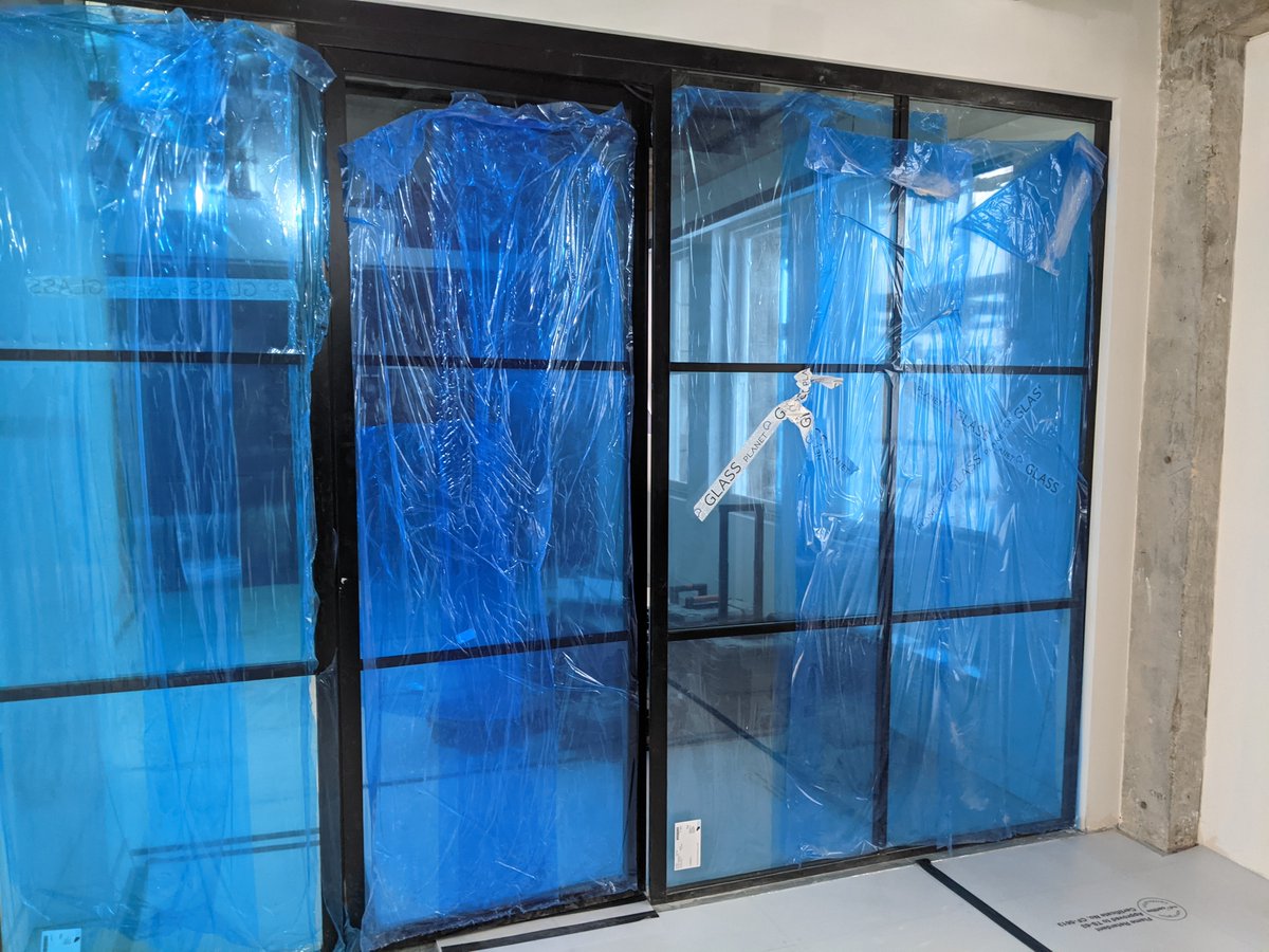 BarrGazetas's tweet photo. Exciting site updates at #Yarnwicke 🏙
The last few weeks on site have seen the new eaves windows installed, as well as the cladding, internal glazed partitions and lots of joinery!
📷: Manisha Bhavsar
@RiverCapGroup
#ProgressOnSite #Architecture https://t.co/eQOxOWpdnk
