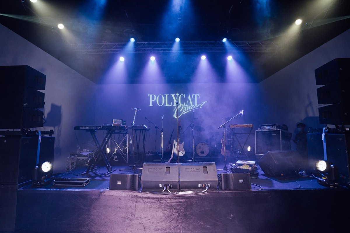 smallroom_tweet's tweet photo. คอนเสิร์ตวันที่ 5 กำลังจะเริ่มแล้ว
บัตรหน้างานมีขาย มาเร็ว วิ่งงงงง 🏃🏼🏃🏼
หรือซื้อบัตรได้ที่
https://t.co/x3KUbNJI17
📸 : Mheekwai
#Smallroommusic #PolycatSingleConcert
#PolycatConcertExhibition
#Houseofillumination #indexcreativevillage https://t.co/knl2VMohvD