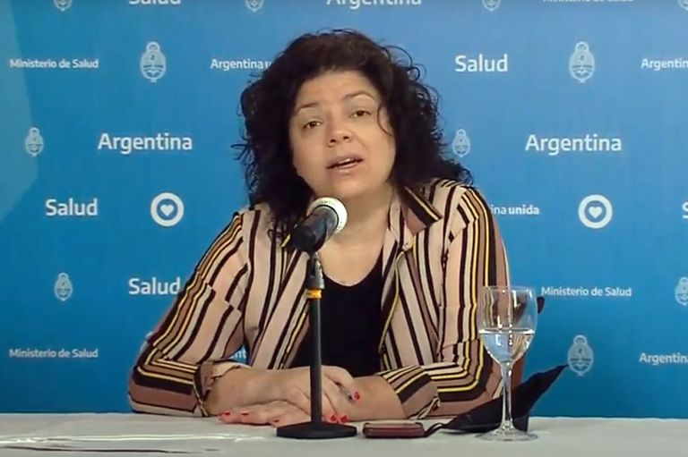 ladrondestino01's tweet photo. "Che, boluda ... ¿Esta no es la que vacunó a los padres por izquierda?"
#CheBoluda https://t.co/WLqvkP1Goh