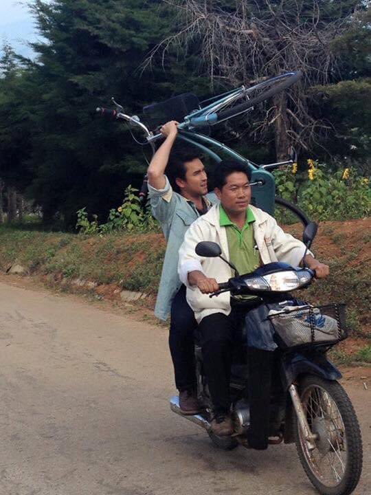 nadechwingsph's tweet photo. Actor/props man haha

#FindingLove
#FLSecrets https://t.co/U3ROZDeC5P