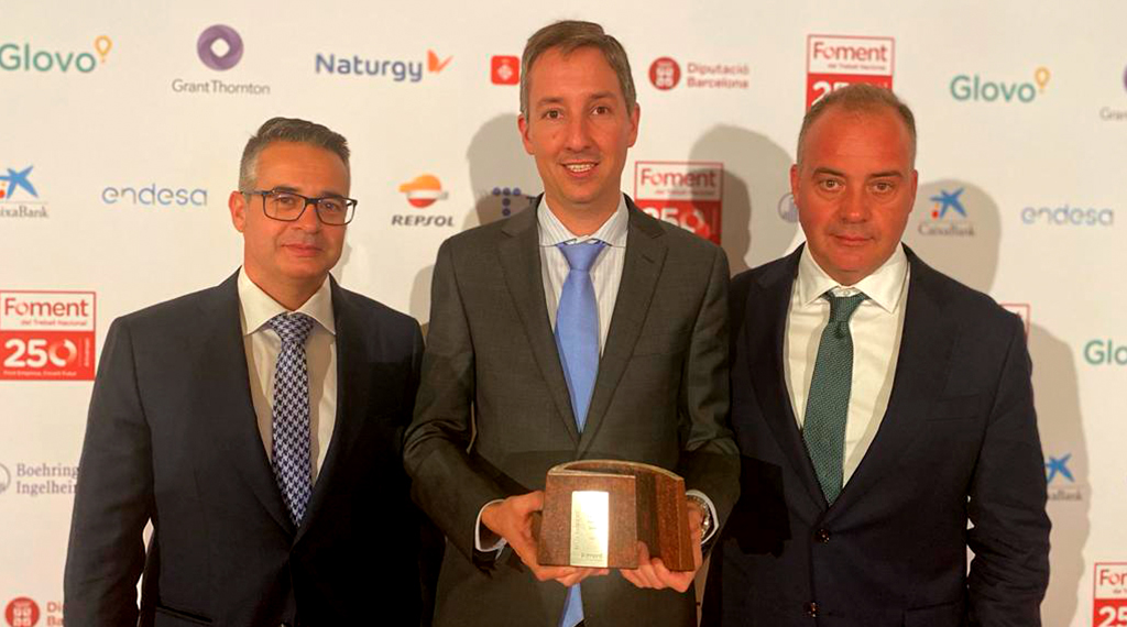 HercalDiggersSL's tweet photo. Hercal ha sido galardonada por la creación y puesta en marcha de la Planta de Valorización de Residuos H-Zero en #Terrassa (Barcelona) con el Premio al Medio Ambiente en los XIV Premios Carles Ferrer Salat.
#sostenibilidad #HercalZero https://t.co/1403Y7jCt9