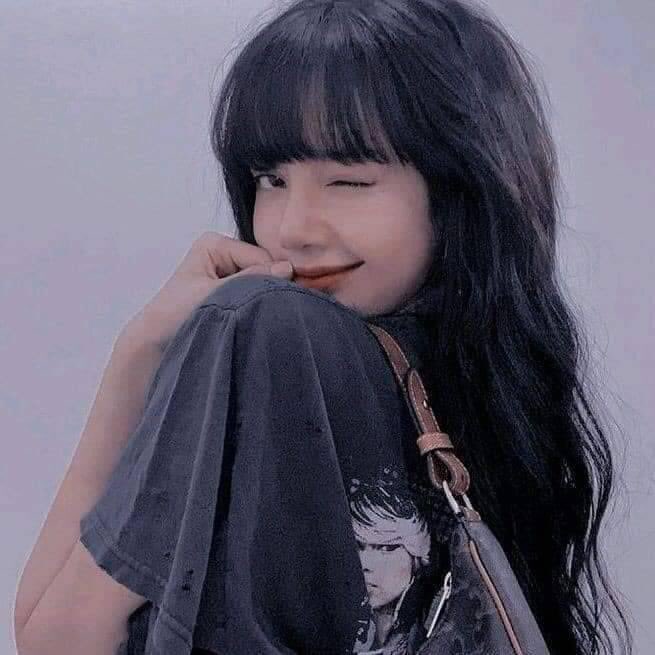 Càng ngày càng thương e càng nhiều thì sự lo lắng cho e  trong lòng chị càng nhiều. K thể nào ngừng yêu thương e Li à…💎❤️💛 I vote #MAMAVOTE  #lisa