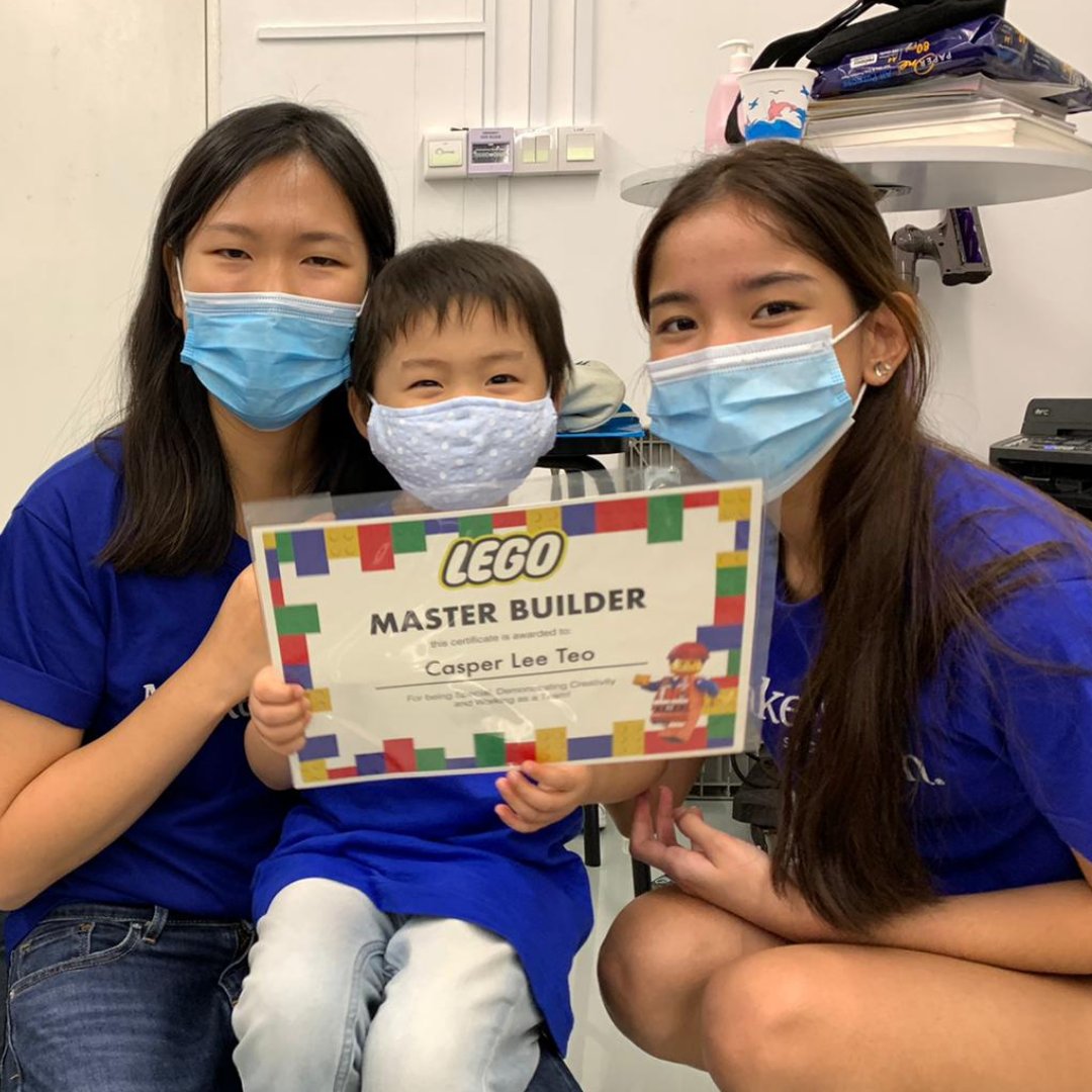 MakeAWishSG's tweet photo. Wish granting is not possible without the hard work of our amazing wish granters!

This International Volunteers Day, we thank our wish granters for helping us bring joy to wish children. 

#MAWSG #IVD2021 https://t.co/J3pSh1htVa