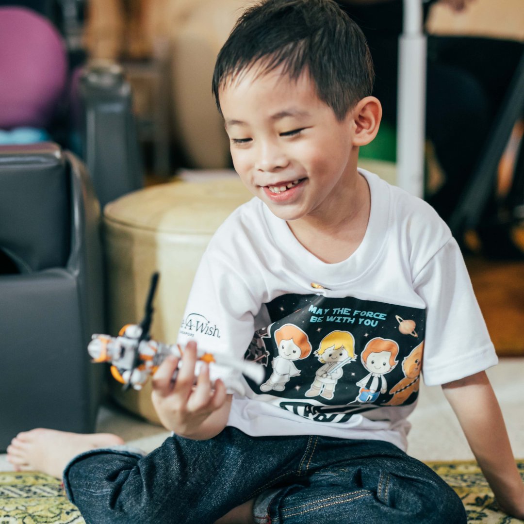 MakeAWishSG's tweet photo. Did you know your participation in Santa Run For Wishes helps put a smile on the faces of children battling critical illnesses?

Plus, stand a chance to win exciting prizes when you sign up! 10 lucky winners will be announced on 21 Dec. Register here: https://t.co/BX04p5eBsT https://t.co/9NJFAZaPB9