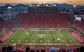 cooperstevens55's tweet photo. After a great conversation with @brennanpcarroll I’m blessed to say I’ve received the opportunity to further my education and to play football at the D1 level! 🐻⬇️  @hawkfbrecruiti1 @HighlandHawksFB @farrel_brock @gridironarizona https://t.co/wwVjSsqLwj