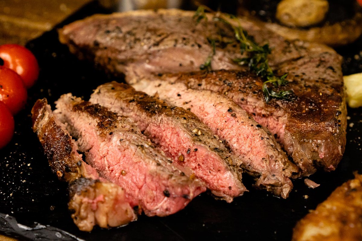 flawlessfooduk's tweet photo. Do you want to learn how to cook the perfect steak? Steak can be cooked in many different ways. You might like it rare, medium-rare, medium or well done. #rumpsteak #raresteak #mediumsteak #cookingsteak https://t.co/TRMb5e1OUW https://t.co/9qypXgmZvS