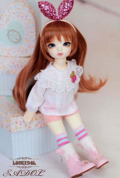 DOLKNAGOYA's tweet photo. 本日最終日◎閉店セール全品30％Off開催中◎
【SADOL】30cmサイズのセット服入荷しました。
セット内容は、カチューシャ/ブラウス/ショートパンツ/ソックス
お色は、Pink/Mintの2色です。
価格◎各￥4,950→(30%Off)各￥3,460 https://t.co/hq8I5KpJ1m