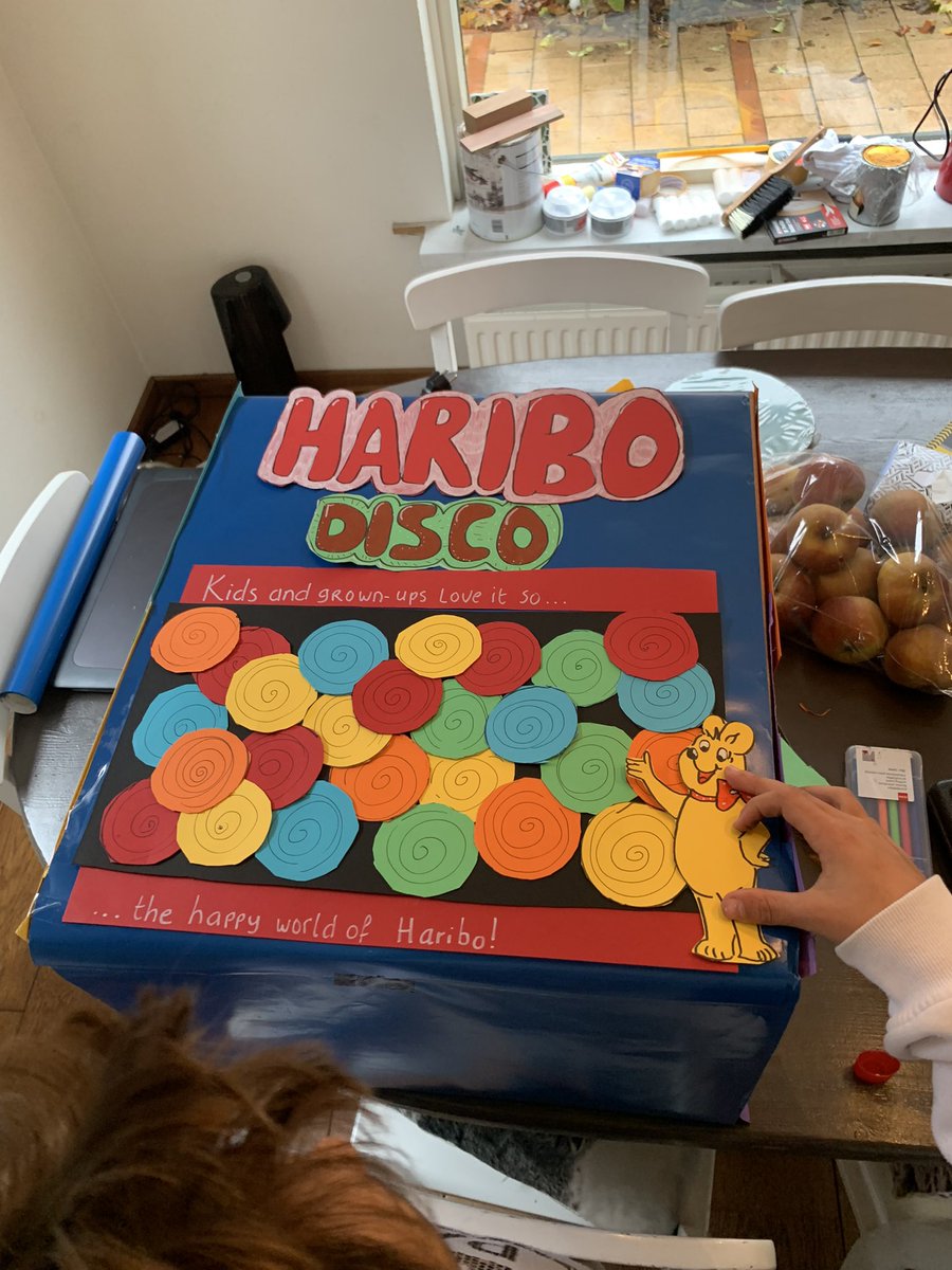 KarijnBreuning's tweet photo. #haribo dank voor de inspiratie voor een surprise! We hebben zo veel lol gehad! https://t.co/gtozIzmxQI
