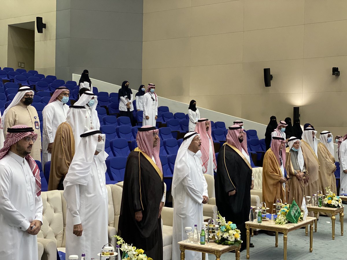 SSFCM_org's tweet photo. وصول راعي الحفل والرئيس الفخري ل #الجمعية_السعودية_لطب_الأسرة_والمجتمع  صاحب السمو الملكي الأمير عبدالعزيز بن طلال بن عبدالعزيز آل سعود 

#مين_كمل٣٣ ؟ https://t.co/9z43peEFPm