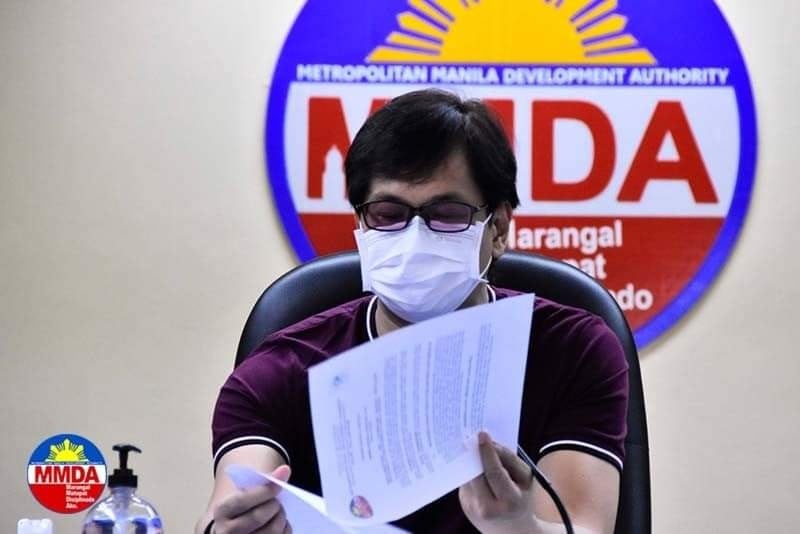 MMDA's tweet photo. Effective tomorrow, December 1, the Metropolitan Manila Development Authority (MMDA) shall start the reimplementation of the UVVRP or number coding scheme during rush hour in the afternoon on Mondays to Fridays, from 5pm to 8pm, except holidays. #mmda https://t.co/MTcHtdUjAa