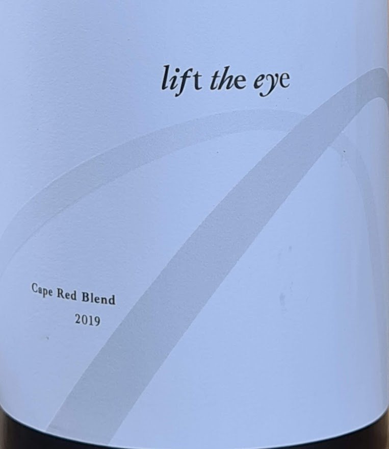 Tribute to Ashton suspension bridge - Lift the Eye Cape Red Blend 2019 winemag.co.za/wine/review/li…