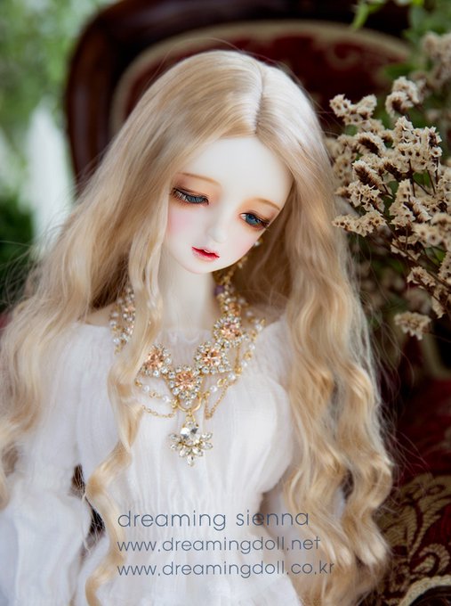 DOLKNAGOYA's tweet photo. 本日最終日◎閉店セール全品30％Off開催中◎
【DREAMING DOLL】60cmGirl/elvaサイズのお洋服販売中です。
こちらはワンピースのみの商品です。
*画像着用のアクセサリー等は付属されません。
価格◎￥5,650→(30%Off)￥3,950 https://t.co/ba4VBppwx7