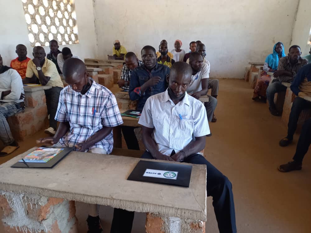 uepnddrrcaf's tweet photo. #UEPNDDRRenAction! Démarrage à #Birao de la formation théorique en reinsertion sociale. Ceci dans le cadre du #PREC: projet de réintégration des ex-combattants, projet du @GouvCF financé par la @WorldBank. #PREC = une chance pour l'ex-combattant de refaire sa vie. #AllForPeace! https://t.co/AK9Rls4xFt