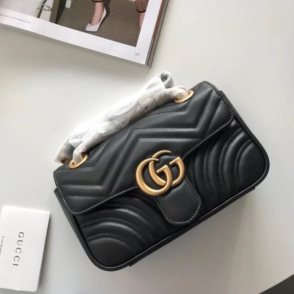 IvonCage's tweet photo. So good I had to share! Check out all the items I'm loving on @Poshmarkapp #poshmark #fashion #style #shopmycloset #gucci: https://t.co/PPGU9vAl3x https://t.co/aJtFW23fh2